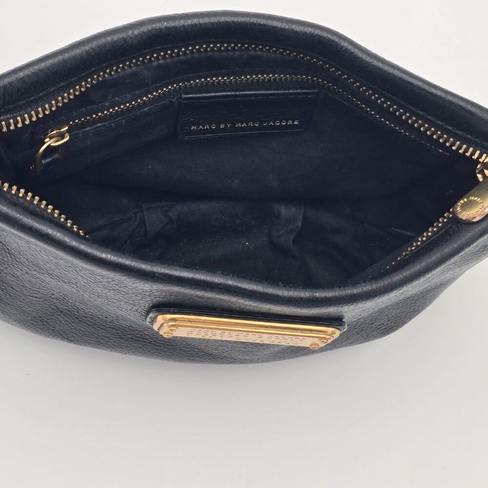 Marc Jacobs New York Crossbody Purse Handbag Black Leather Small Gold Hardware - Picture 8 of 10